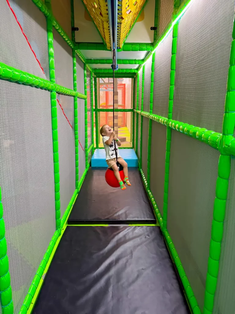 roar around indoor play park in somerset west out with with kids cape town